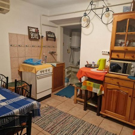Kerekparos Es Zarandok Vendeghaz Villa Apostag Eksteriør billede